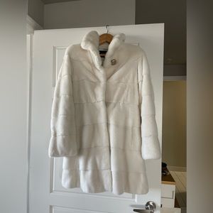 Gorgeous Mink White Coat EGO